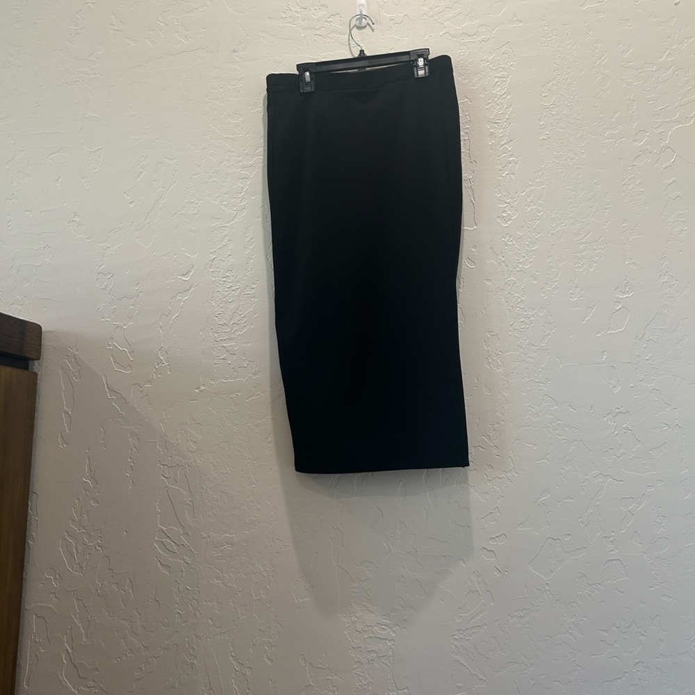 Betabrand Women's The Sassiest Capri Pants Black Panel Overlay Skirt Midi - Picture 3 of 4